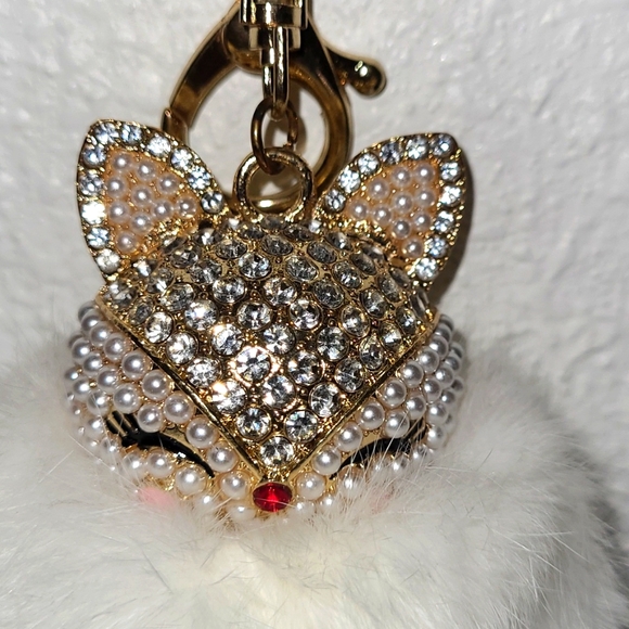 Fox Salmon Faux Rhinestone/Faux Pearls White Faux Fur Keychain WhiteGold 5" NWOT - Picture 3 of 10
